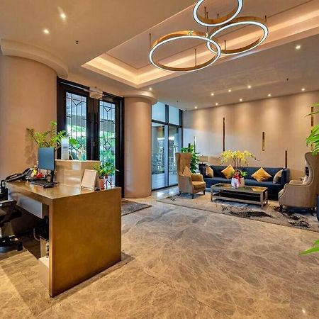 D1Mension 3Br Luxury Condo City Center In Dist 1 Хошимин Екстериор снимка