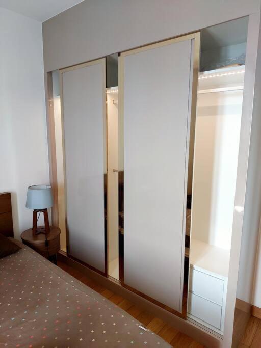 D1Mension 3Br Luxury Condo City Center In Dist 1 Хошимин Екстериор снимка