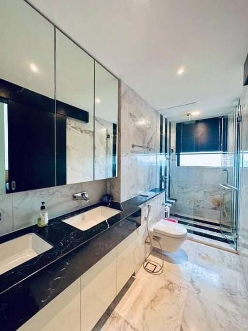 D1Mension 3Br Luxury Condo City Center In Dist 1 Хошимин Екстериор снимка