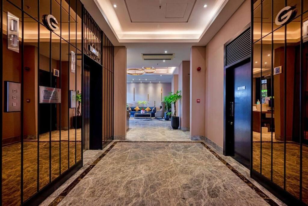 D1Mension 3Br Luxury Condo City Center In Dist 1 Хошимин Екстериор снимка